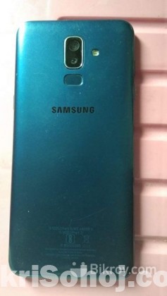 Samsung J8 On. 4/64.
